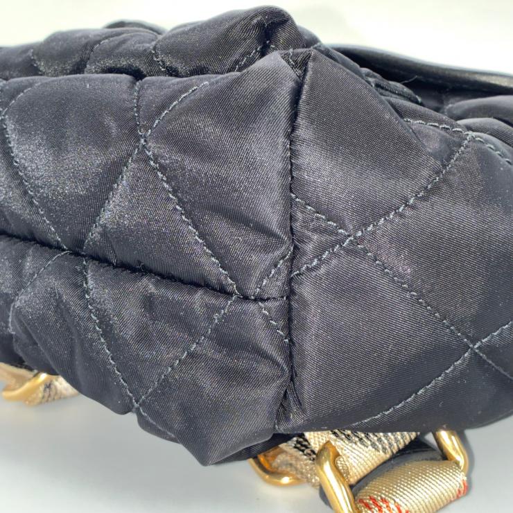 Burberry バーバリー ホースシュー ナイロン キルティング バックパック リュックサック ブラック 8118748 ★美品★ ★袋付★