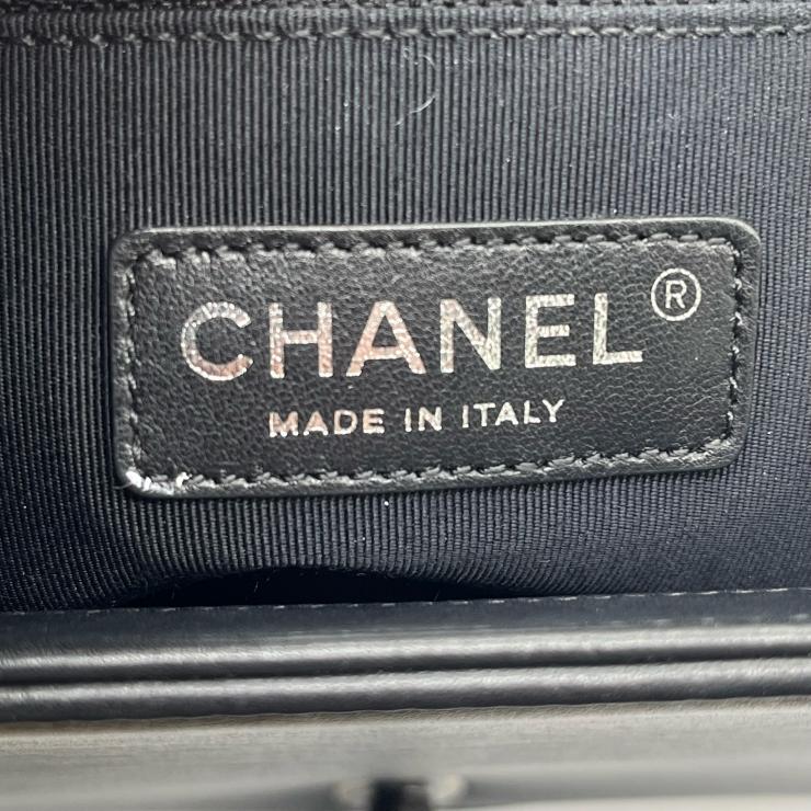 CHANEL シャネル ボーイシャネル28 チェーンショルダーバッグ バッグ ラムスキン マトラッセ ブラック ホワイト シルバー金具 ★美品★★ギャラ付★