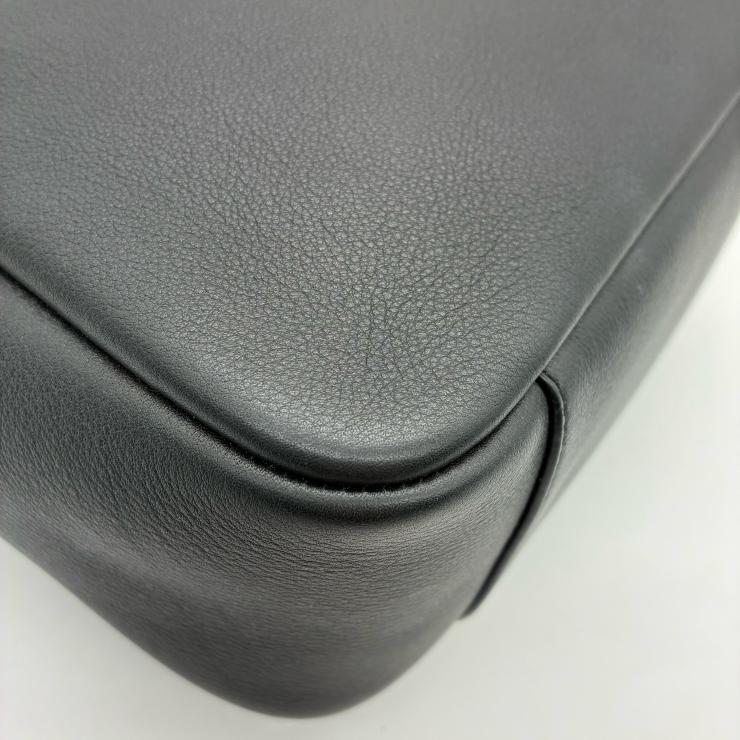 SAINT LAURENT サンローラン LE5A7 レザー ワンショルダーバッグ ★中古品★ ★美品★