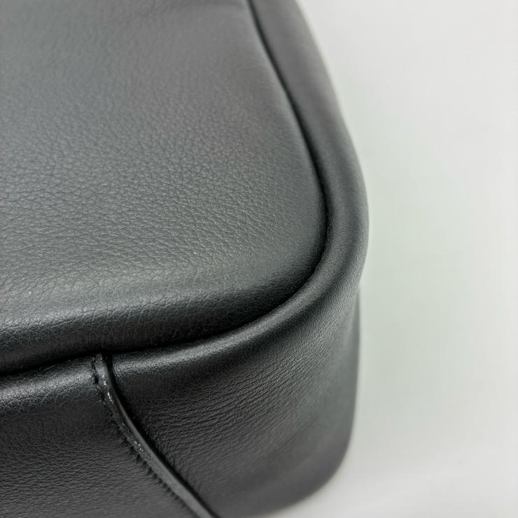 SAINT LAURENT サンローラン LE5A7 レザー ワンショルダーバッグ ★中古品★ ★美品★