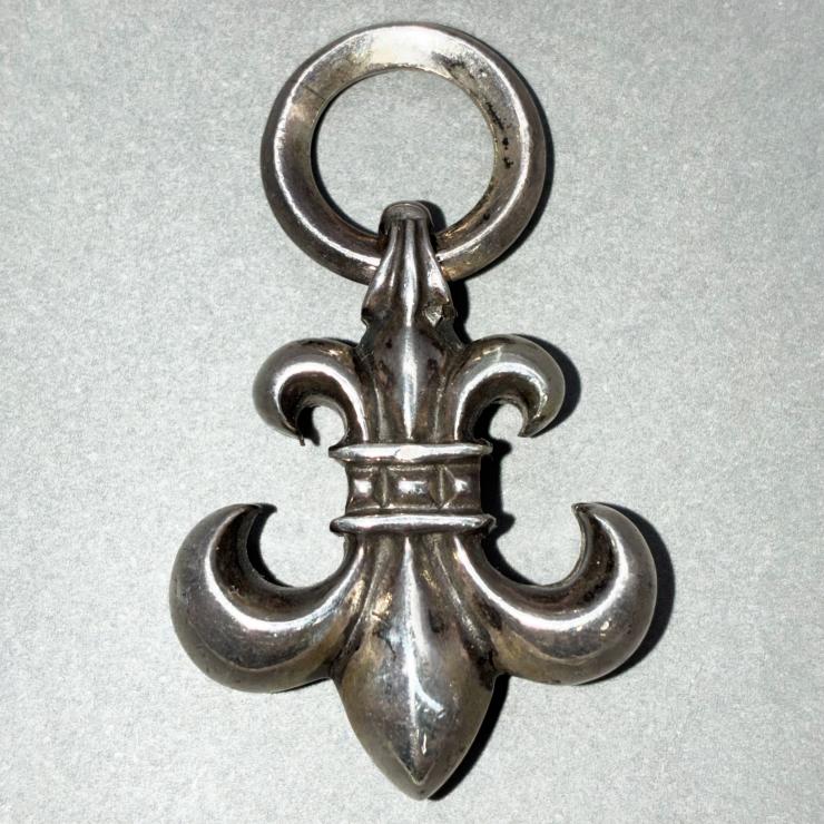 CHROME HEARTS クロムハーツ BSフレア ネックレス ペンダント レザーブレイド ボロチップ アクセサリー シルバー Silver 925 ★人気高騰中★
