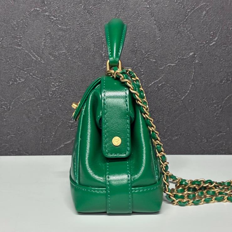 CHANEL シャネル マトラッセ メティエダール ラムスキン 2WAY トップハンドル チェーンショルダー グリーン ゴールド金具 ランダムプレート ★美品★