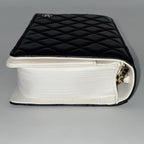 CHANEL シャネル ブックチェーンショルダー ショルダーバッグ マトラッセ ラムスキン ブラック ホワイト ゴールド金具 ★美品★ ★箱・袋・プレート付★