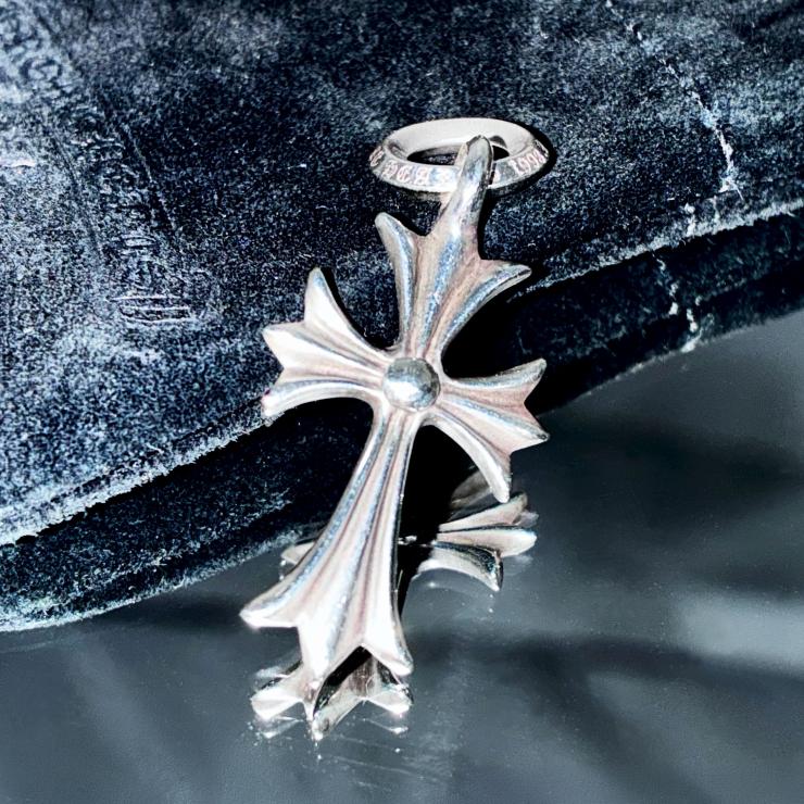 Chrome Hearts クロムハーツ ペンダントトップ タイニーCHクロスチャーム シルバー 925 ★美品★ ★袋 ギャラ付★