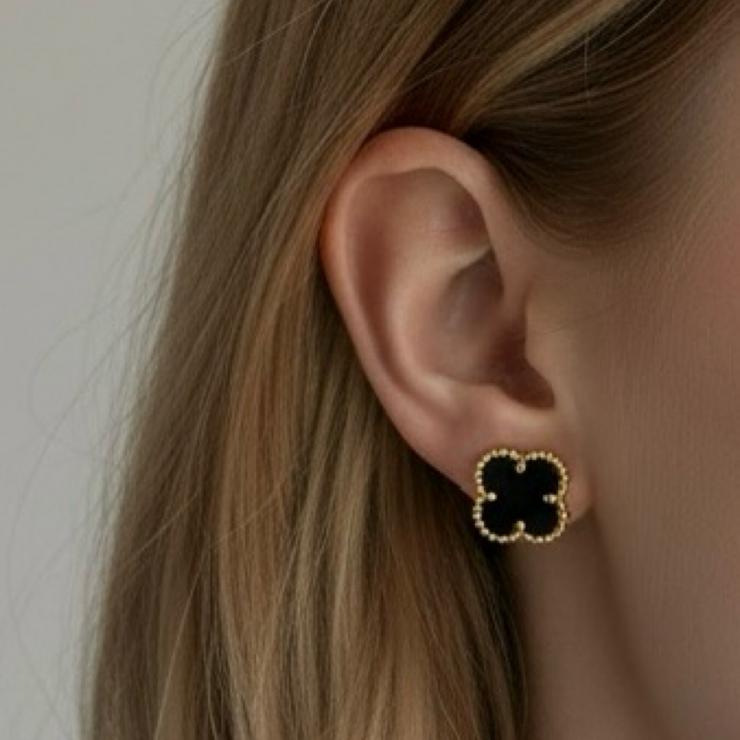 VanCleef ＆ Arpels ヴァンクリーフ＆アーペル ヴァンクリ スウィートアルハンブラ オニキス ピアス アクセサリー K18 750 イエローゴールド ★美品★★ギャラ付★