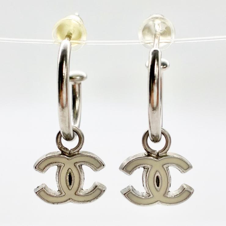 CHANEL シャネル ココマーク フープ ピアス 06P 2006年 アクセサリー シルバーカラー ホワイト ★美品★