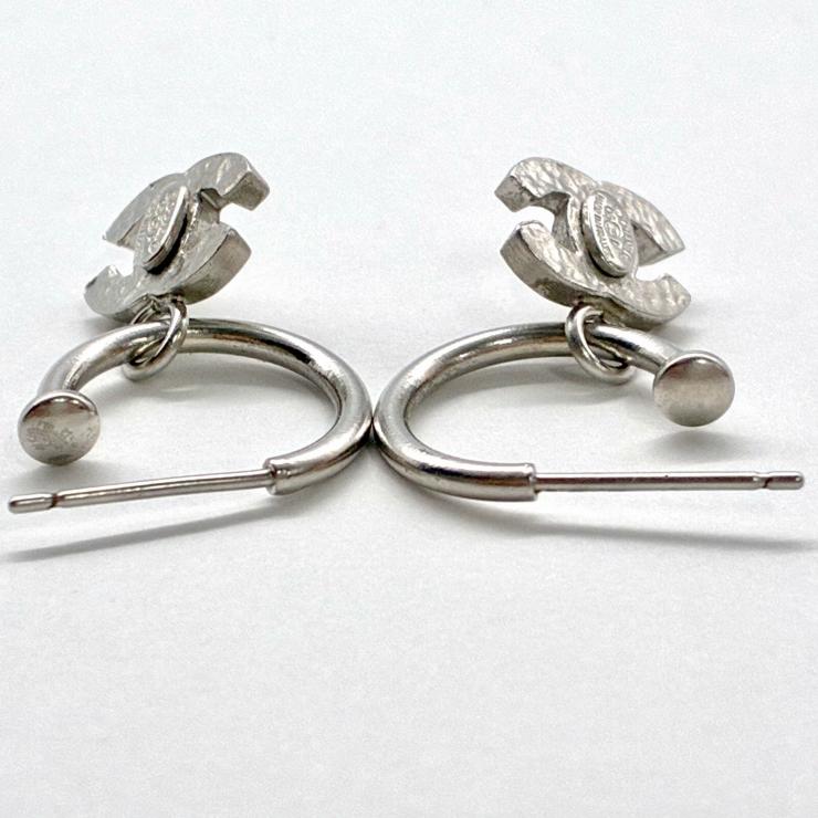 CHANEL シャネル ココマーク フープ ピアス 06P 2006年 アクセサリー シルバーカラー ホワイト ★美品★
