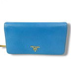 PRADA プラダ チェーンウォレット ショルダーバッグ 長財布 財布 ウォレットケース サフィアーノ レザー ブランドロゴ チェーン ライトブルー レディース★美品★