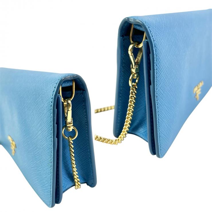 PRADA プラダ チェーンウォレット ショルダーバッグ 長財布 財布 ウォレットケース サフィアーノ レザー ブランドロゴ チェーン ライトブルー レディース★美品★