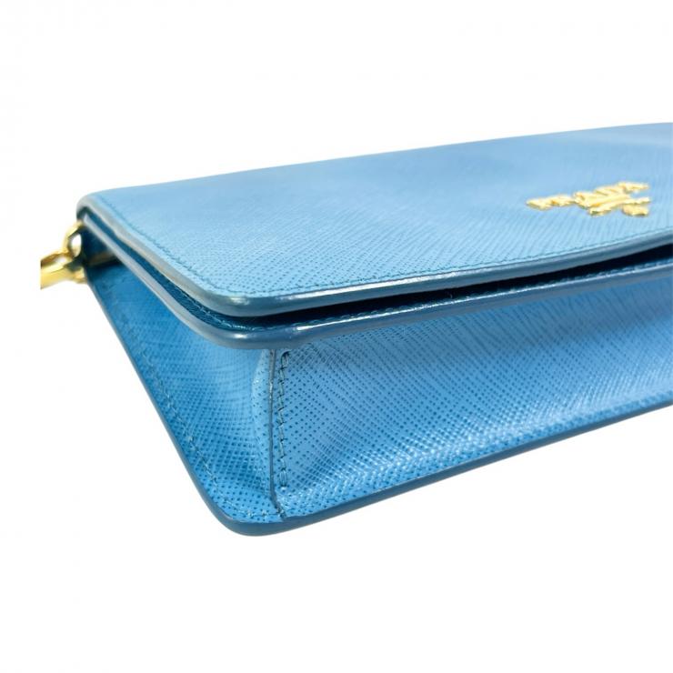 PRADA プラダ チェーンウォレット ショルダーバッグ 長財布 財布 ウォレットケース サフィアーノ レザー ブランドロゴ チェーン ライトブルー レディース★美品★