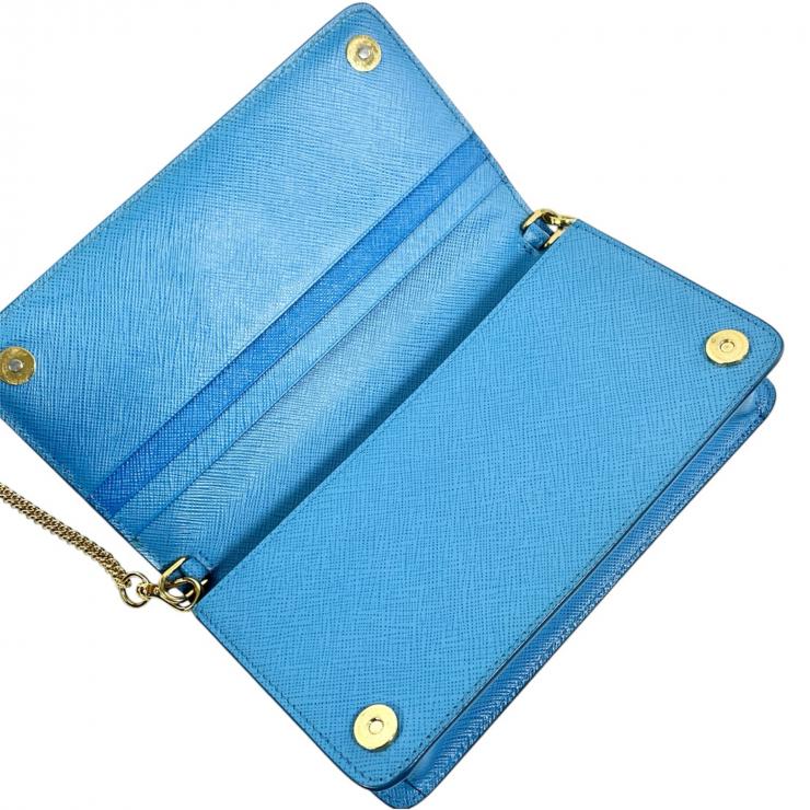 PRADA プラダ チェーンウォレット ショルダーバッグ 長財布 財布 ウォレットケース サフィアーノ レザー ブランドロゴ チェーン ライトブルー レディース★美品★
