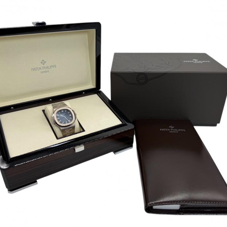 PATEK PHILIPPE パテックフィリップ 自動巻き ブルー 腕時計 5811/１G-001 K18 750 ノーチラス メンズ ブルー文字盤 保証書 余りコマ