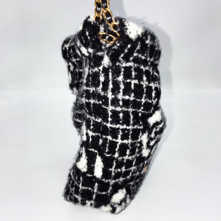 CHANEL シャネル 22 ミニ ウール カメリア ツイード 2WAY ハンドバッグ ショルダー チェーンストラップ ランダムプレート ゴールドカラー金具 チャーム ブラック ★美品★