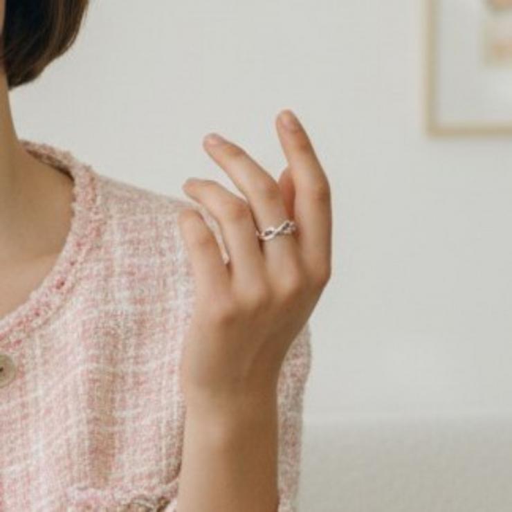 TIFFANY&Co. ティファニー リング・指輪 Ag925 infinity ring インフィニティ ナロー 9号 ★良品★ 箱 巾着
